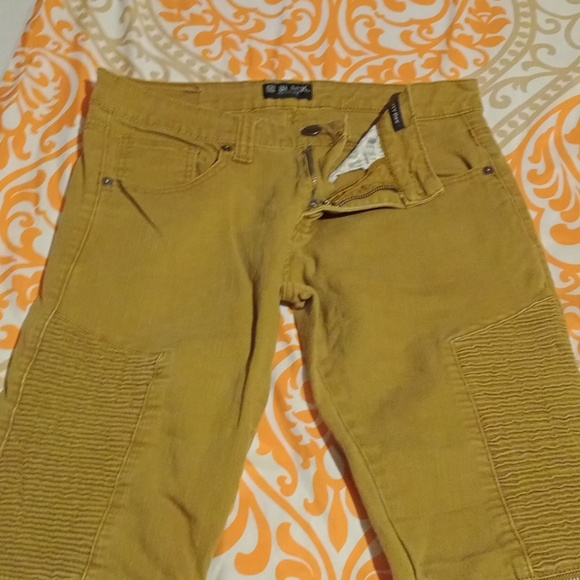 Women's jeans - Picture 2 of 4